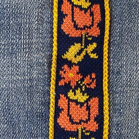 Pilcro Anthropologie Slim Boyfriend Denim Shorts Embroidered Side Taping Size 26 - Picture 12 of 16